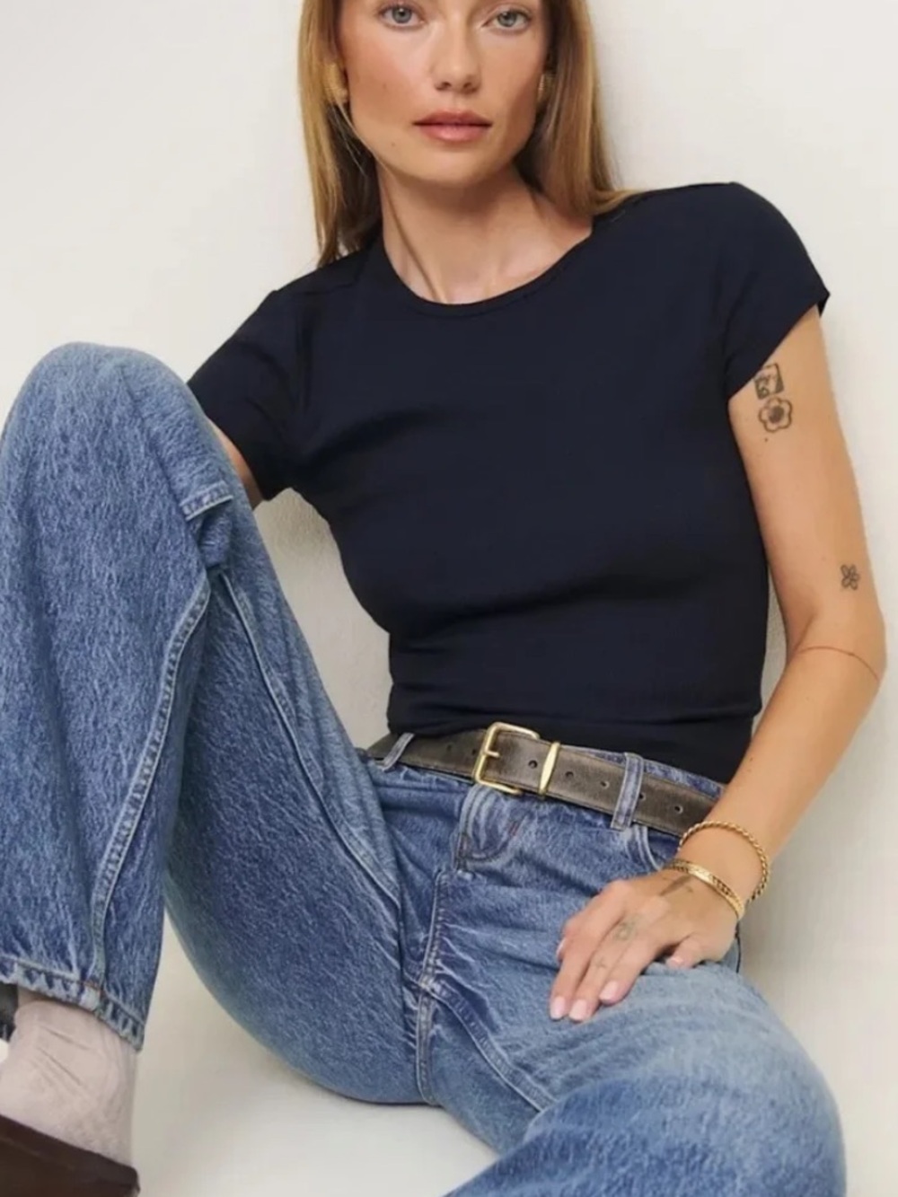Reformation Black Cropped Ribbed Baby Tee - Picture 2 of 6